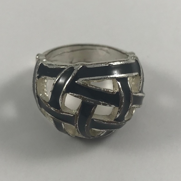 Vintage Jewelry - Vintage Silver Tone Ring, Size 6.5 Vintage Jewelry - Vintage Silver Tone Ring, Size 6.5